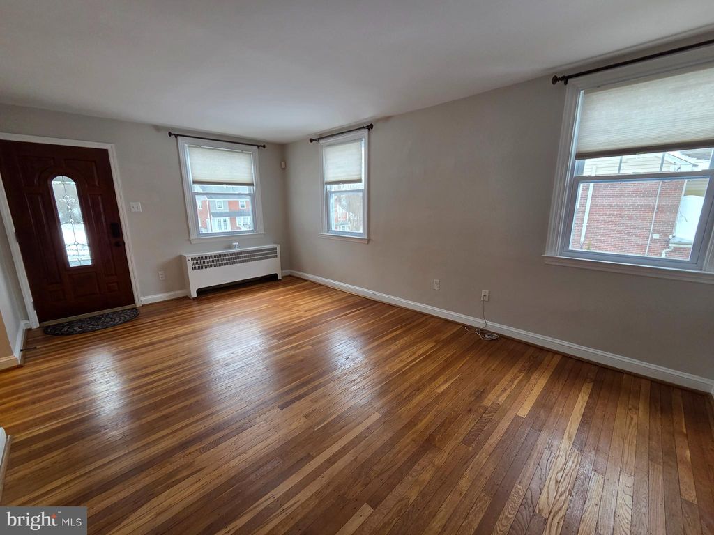 Photo of 204 Greenbriar Lane, HAVERTOWN, PA 19083 (MLS # PADE2106726)