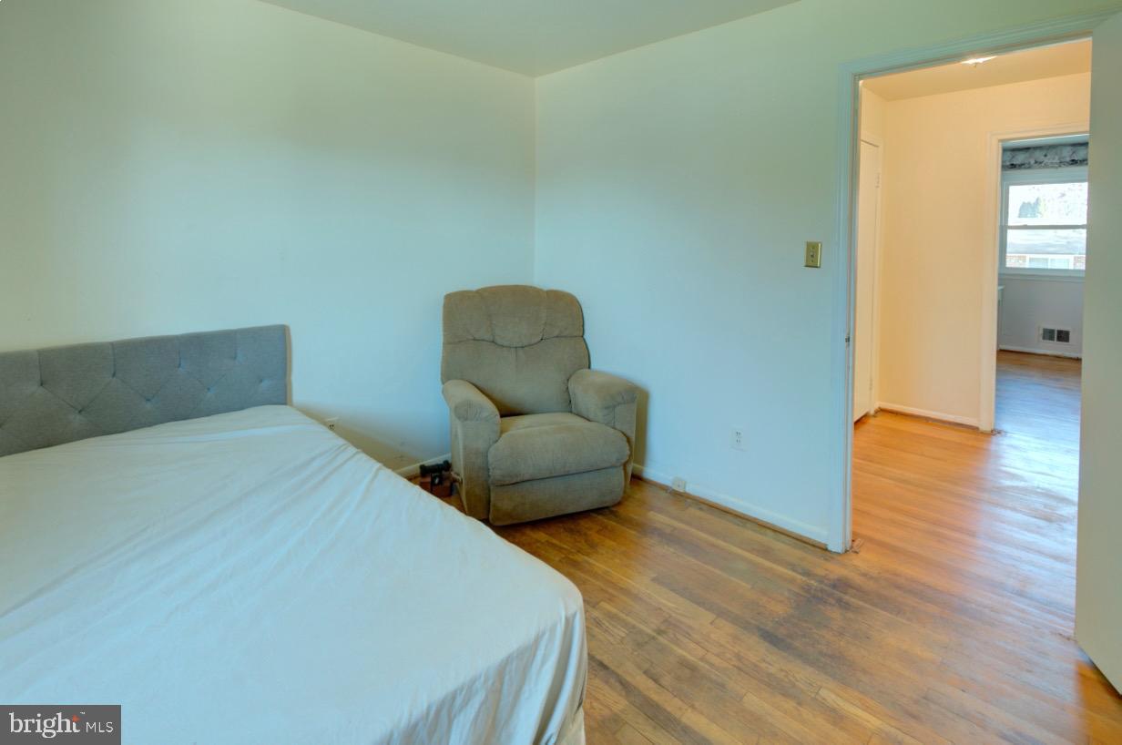 CALVERTON - Residential