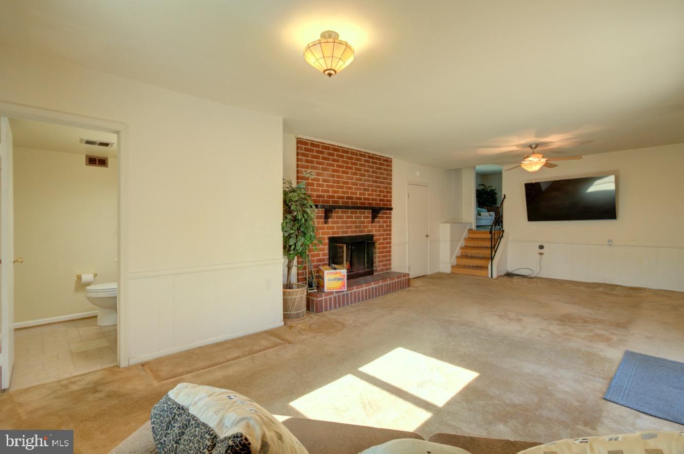 CALVERTON - Residential