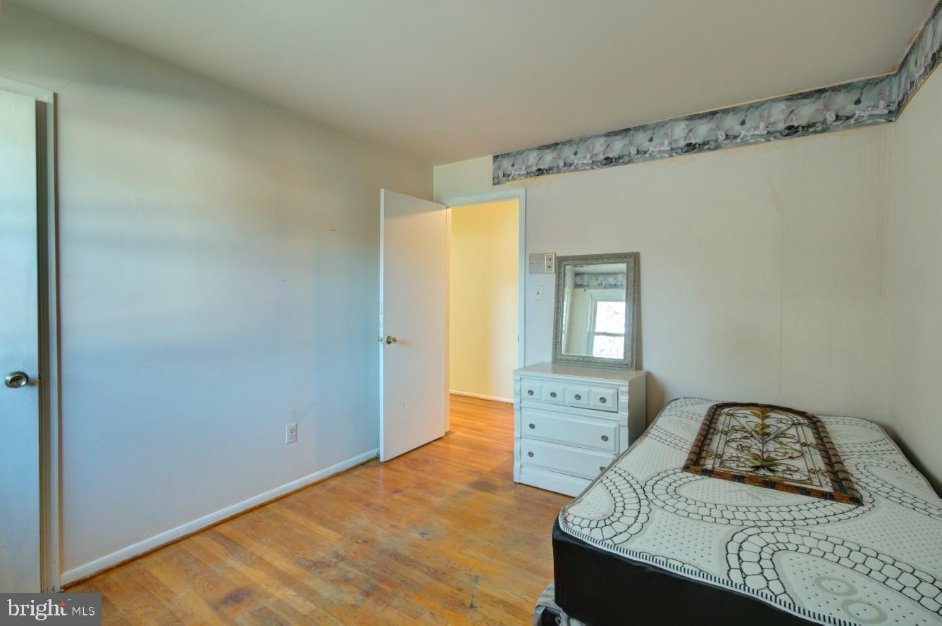 CALVERTON - Residential