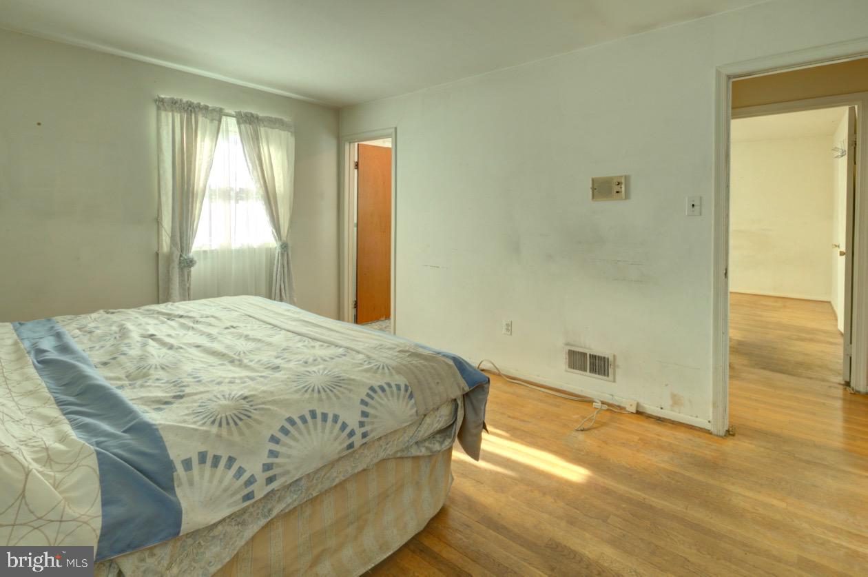 CALVERTON - Residential