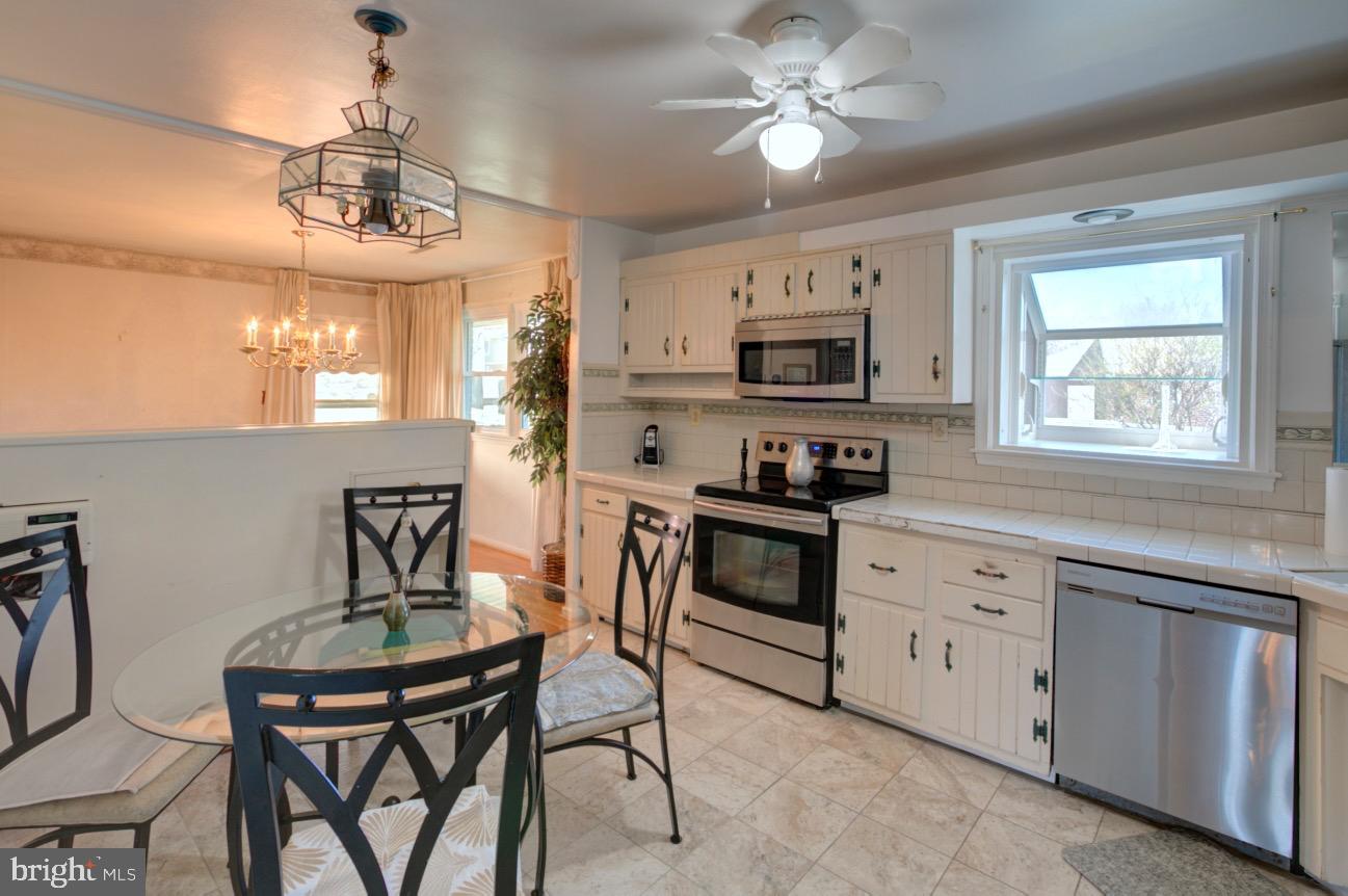 CALVERTON - Residential