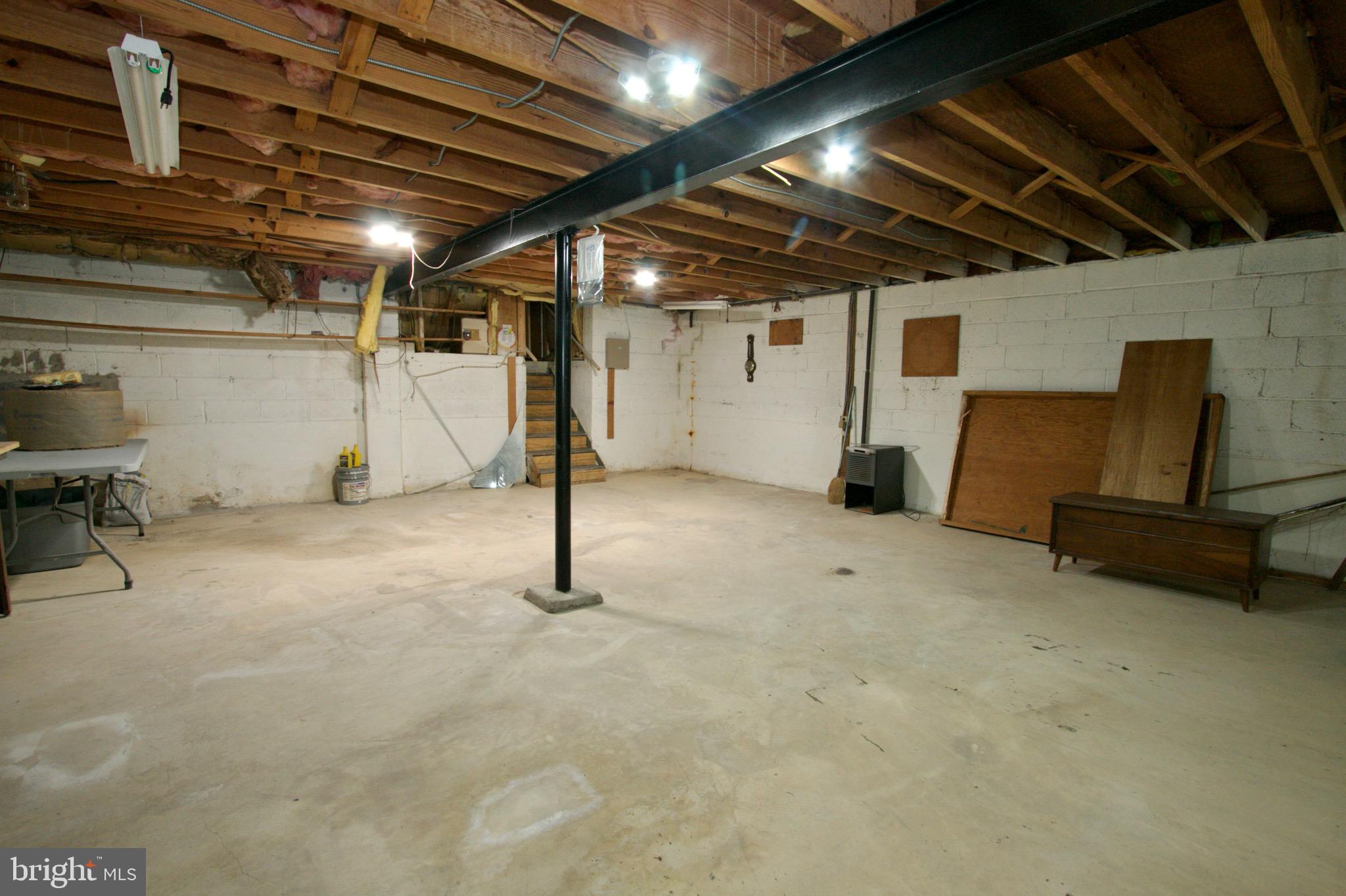 CALVERTON - Residential