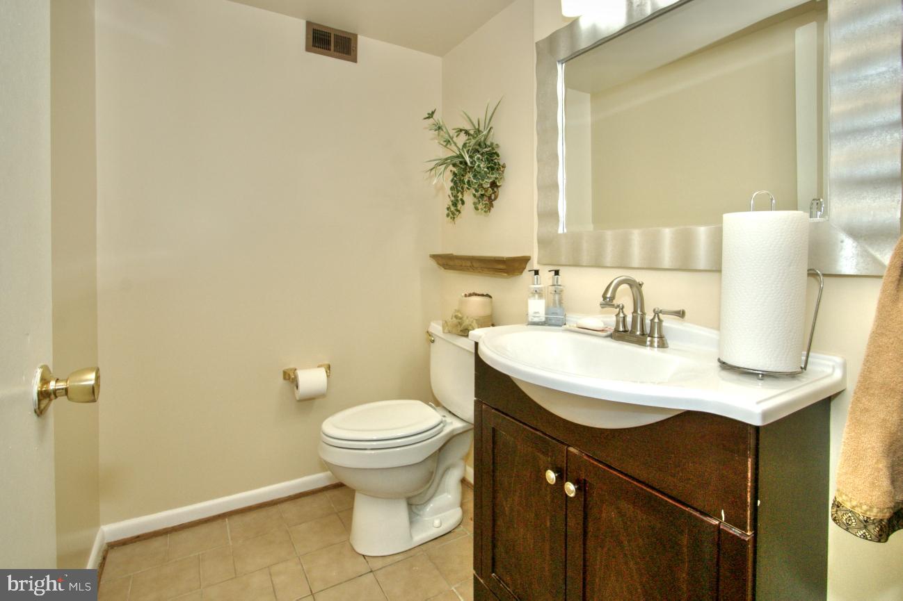 CALVERTON - Residential