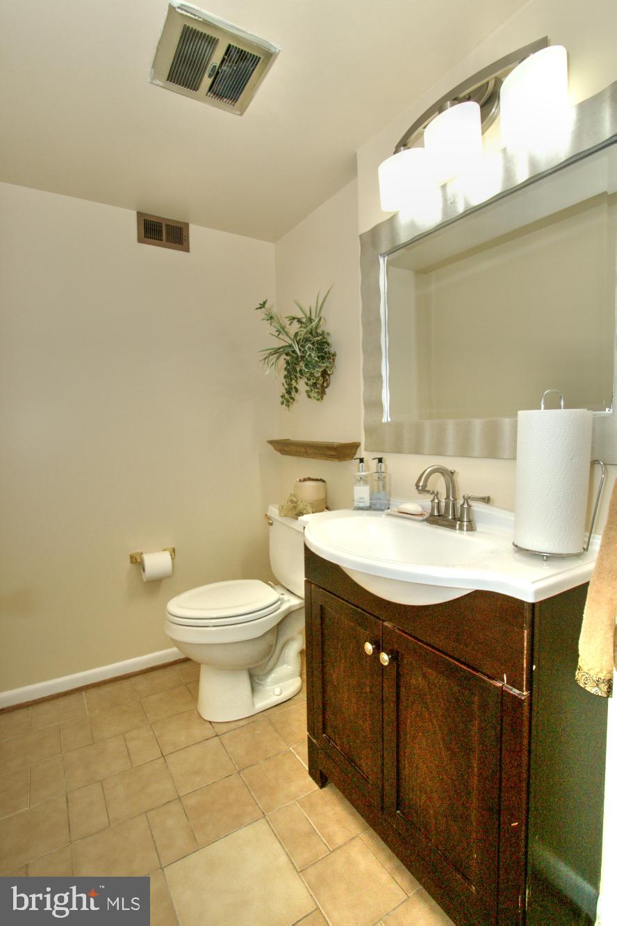 CALVERTON - Residential