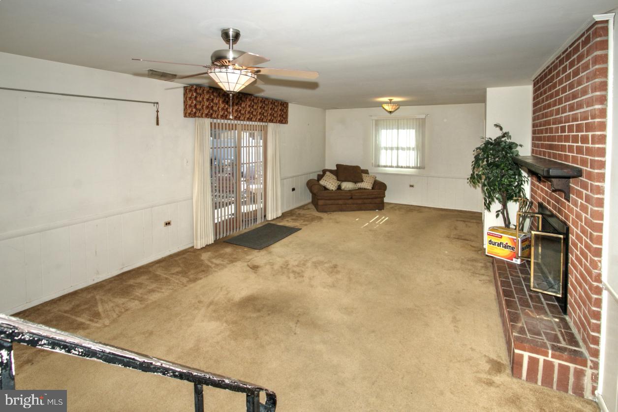 CALVERTON - Residential