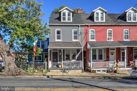 303 S MARSHALL STREET LANCASTER PA 17602