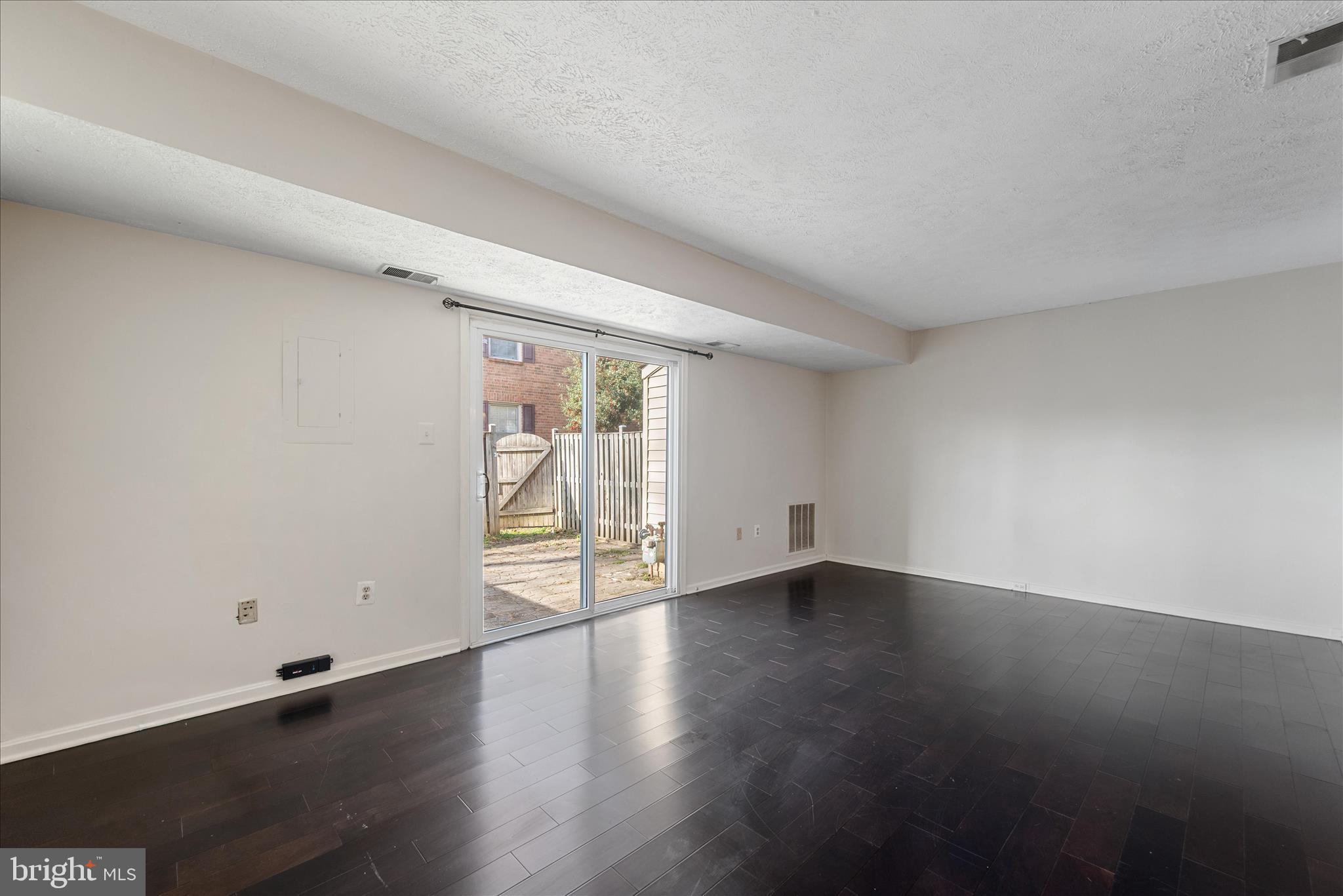 JEFFERSON GREEN - Residential Lease