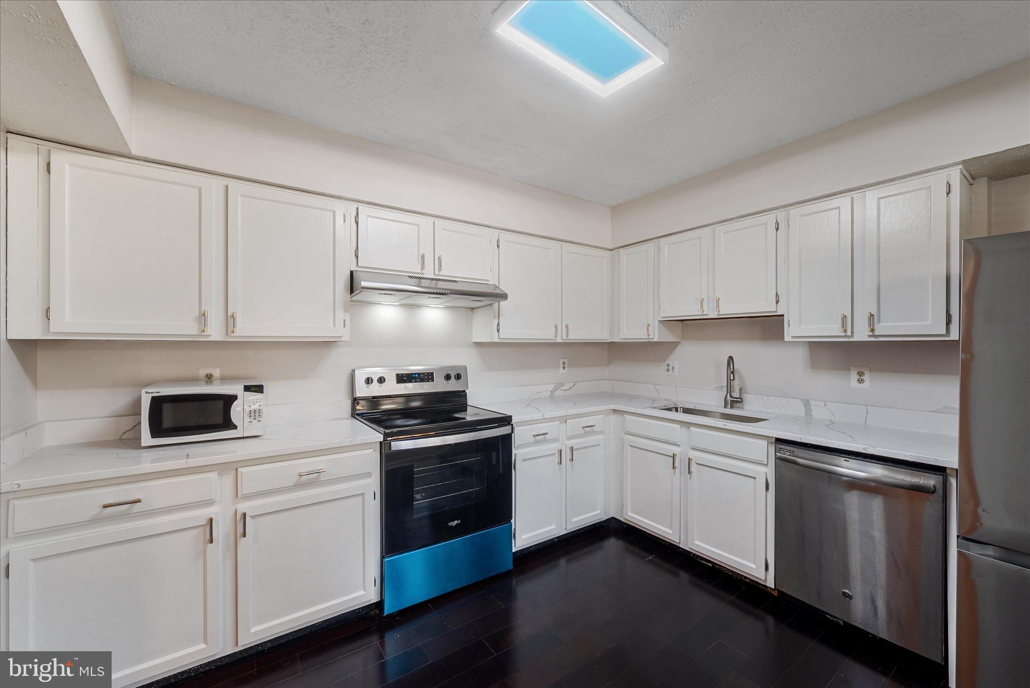 JEFFERSON GREEN - Residential Lease