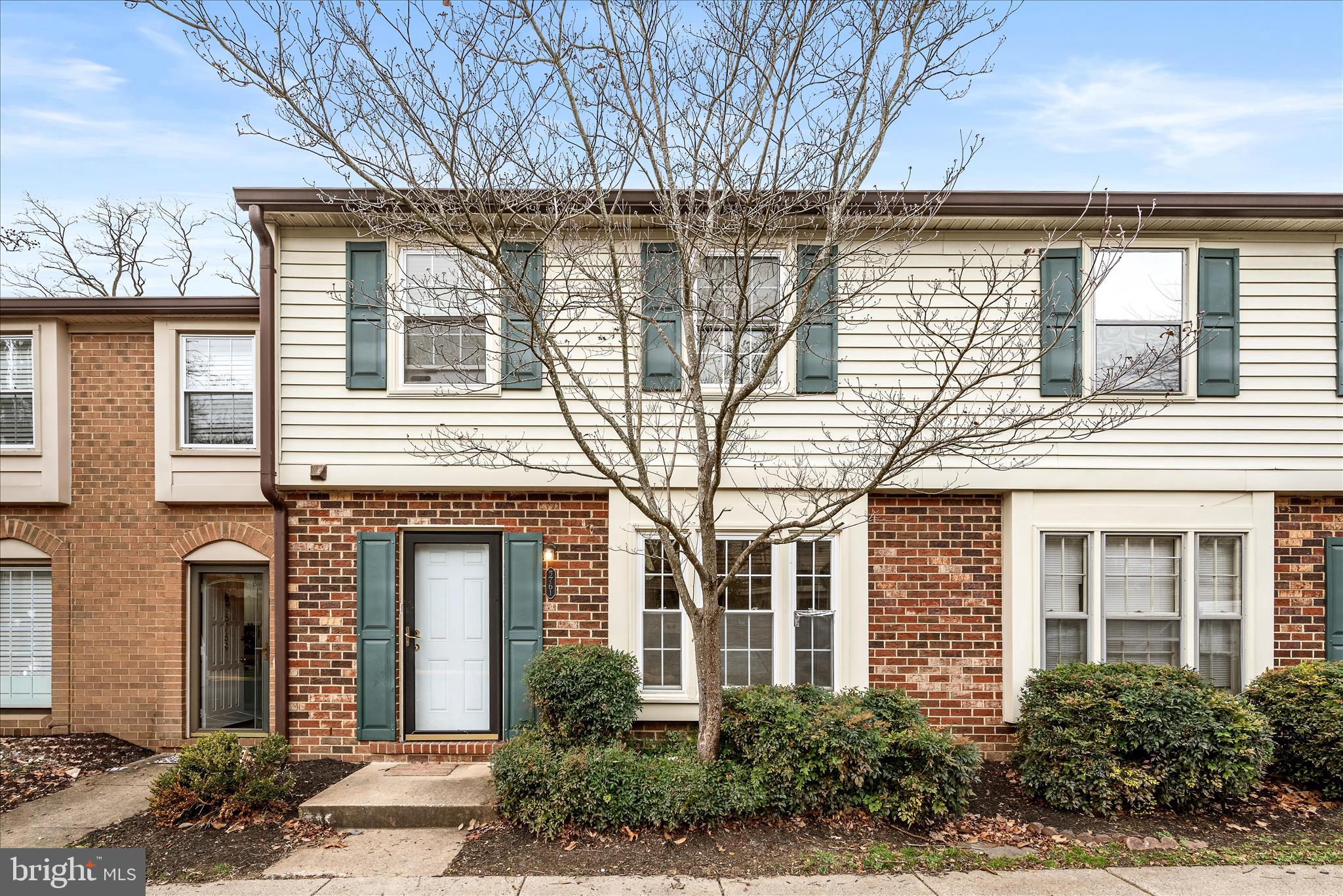 5761 INDEPENDENCE CIRCLE