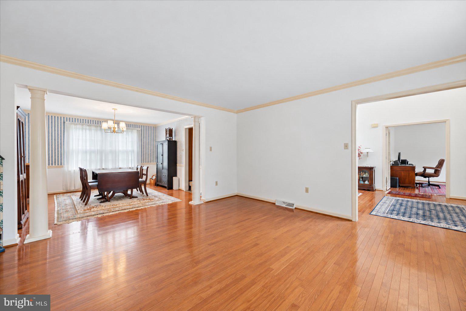 19220 CHIPPENDALE CIRCLE