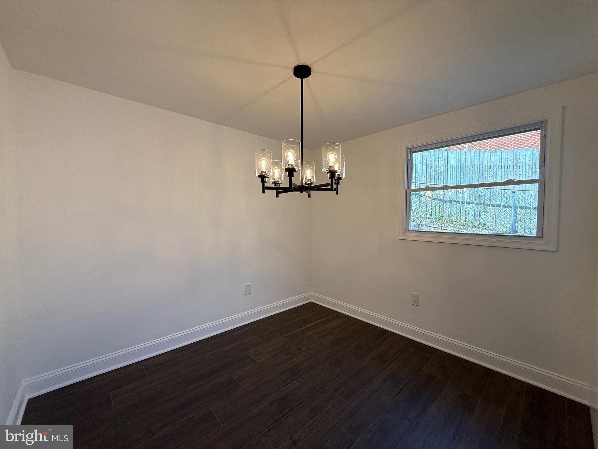 DALE CITY - Residential