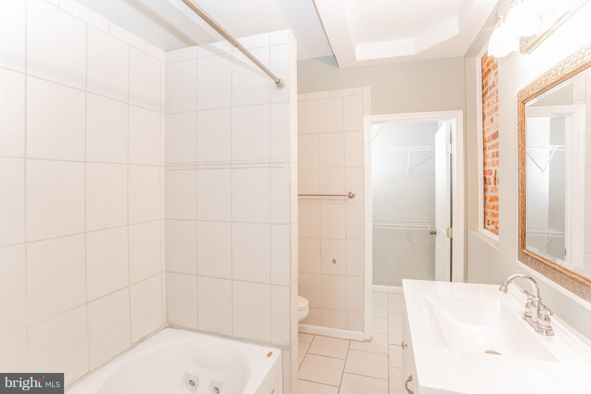 HOPKINS - Residential