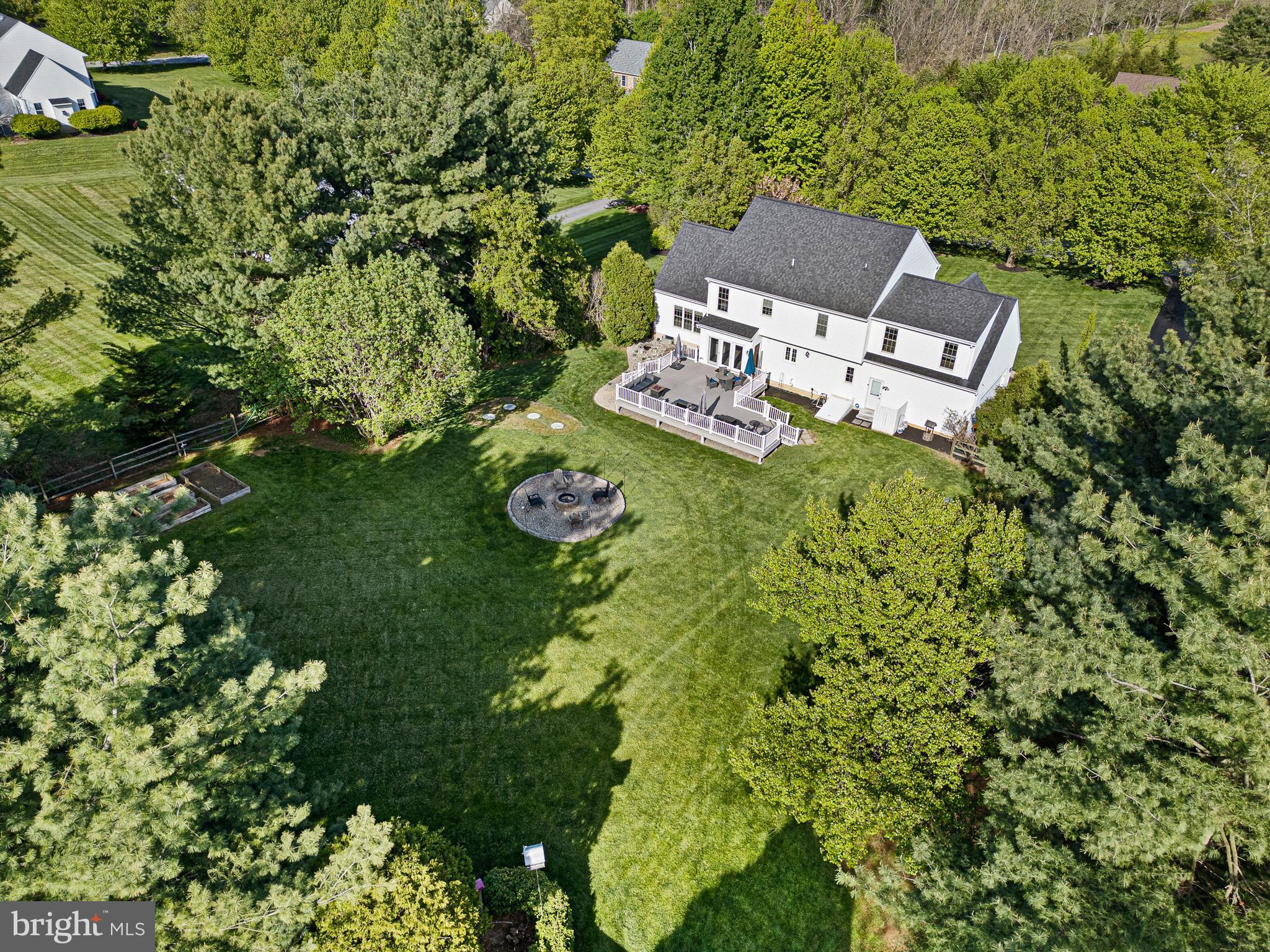 1210 THUNDER HILL ROAD
