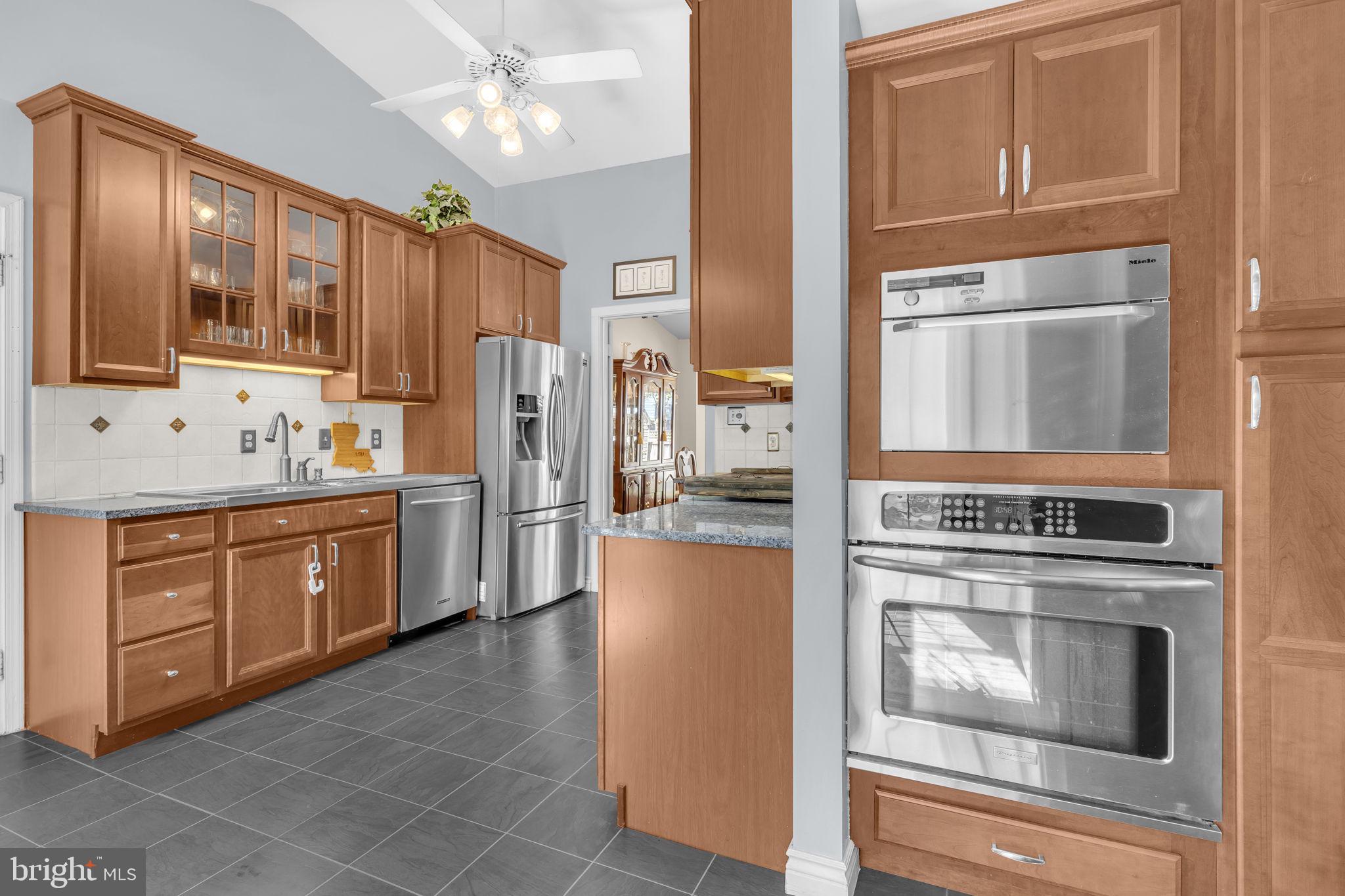 1801 STONEGATE AVENUE