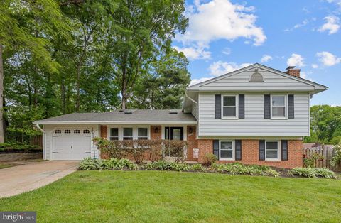 Photo of 6800 Seton Court, SPRINGFIELD, VA 22152 (MLS # VAFX2298642)