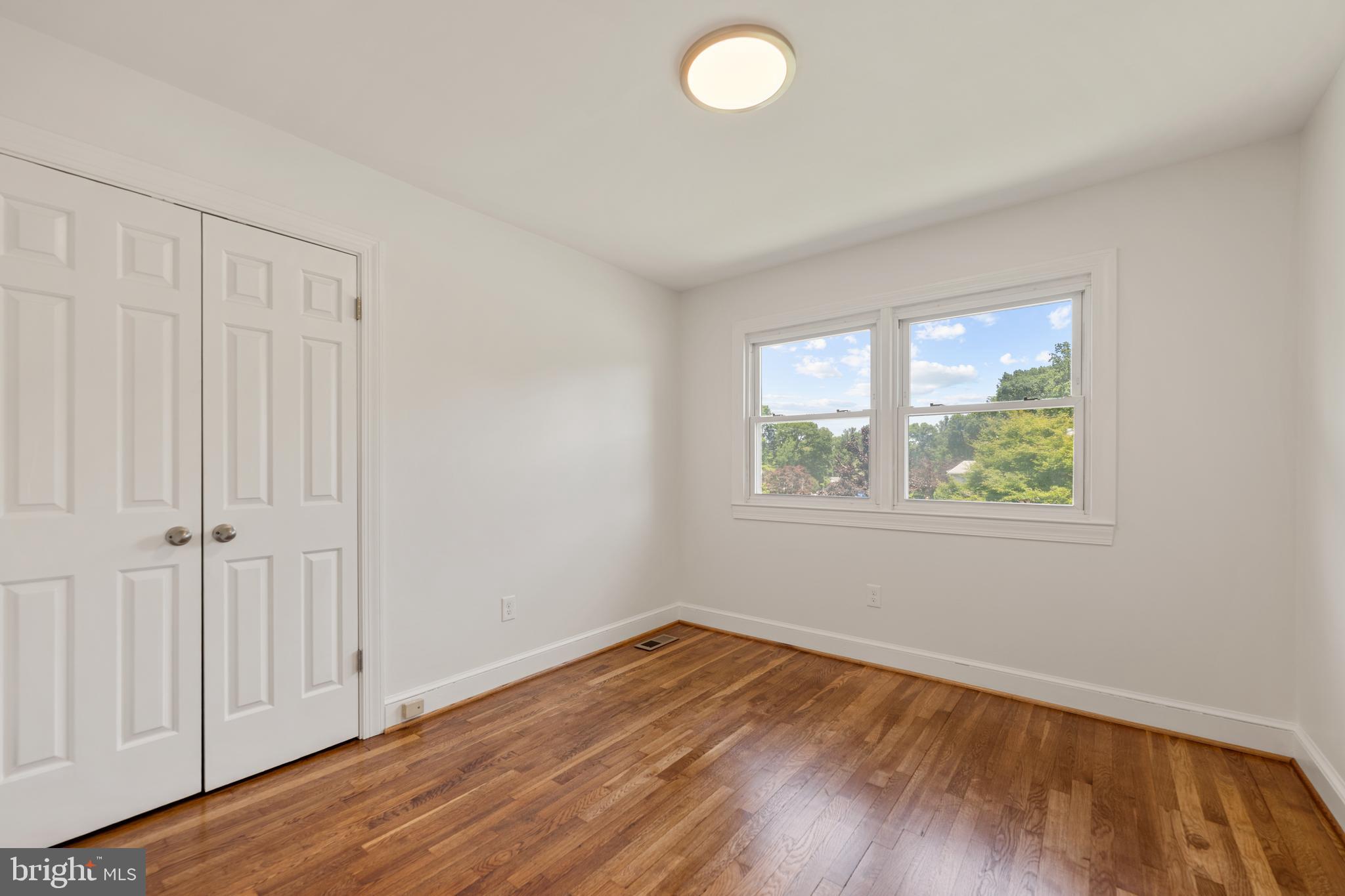 WEST SPRINGFIELD - Residential