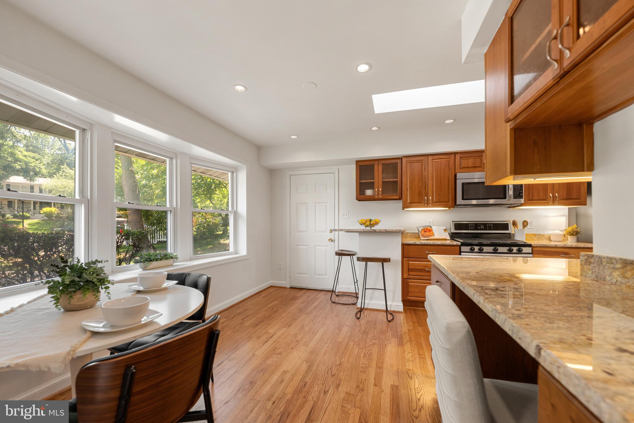 WEST SPRINGFIELD - Residential
