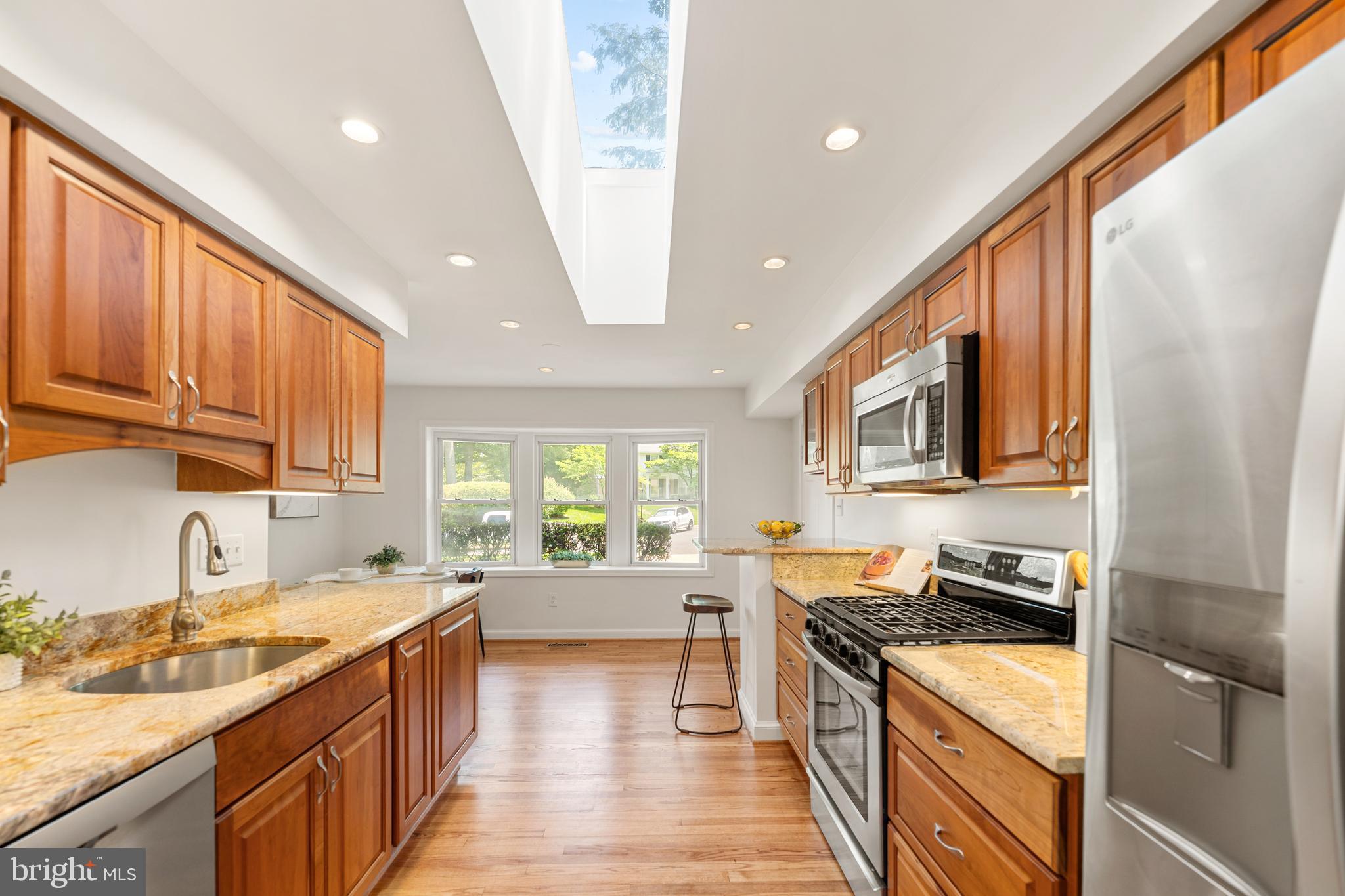 WEST SPRINGFIELD - Residential