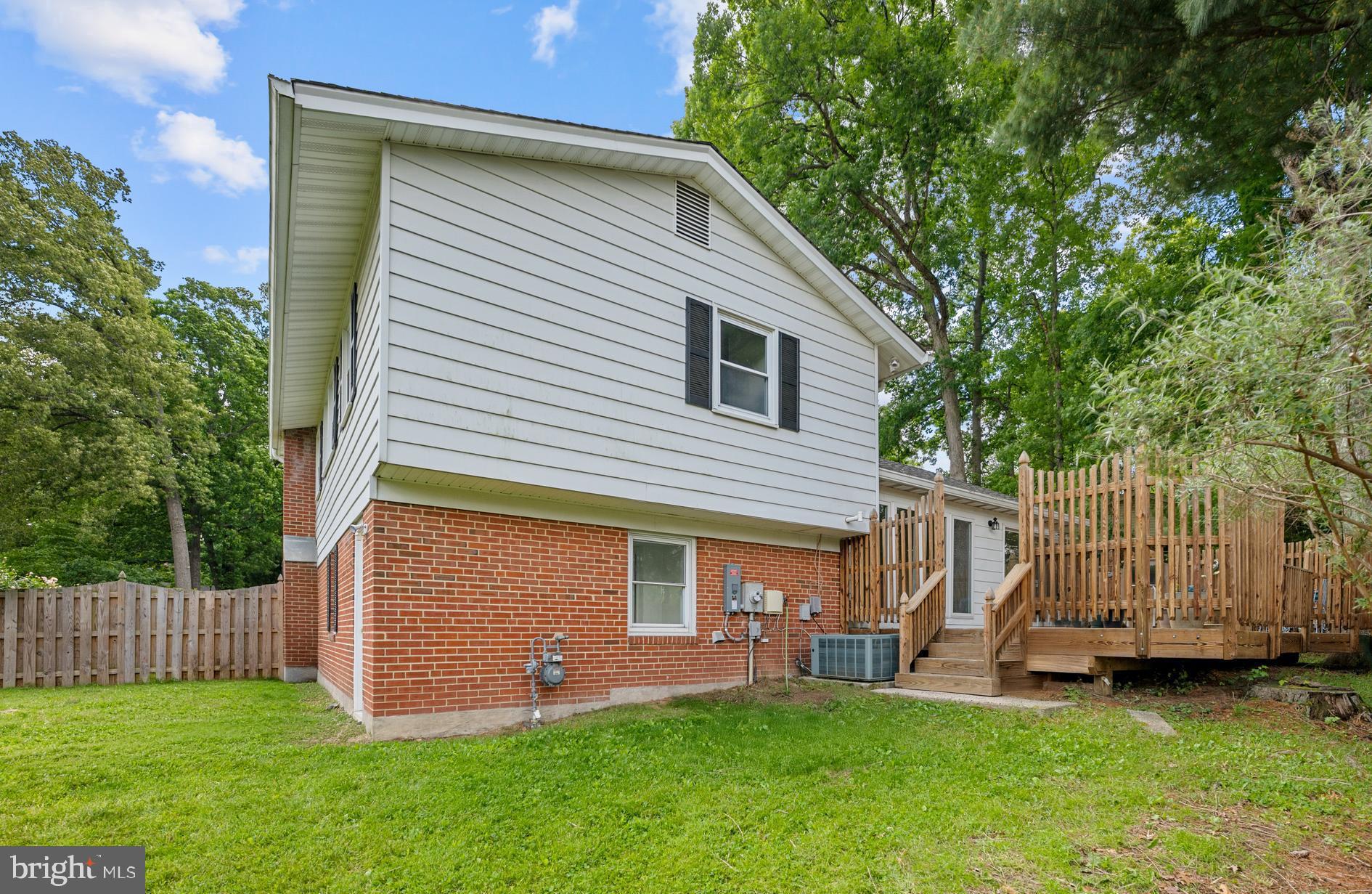 WEST SPRINGFIELD - Residential