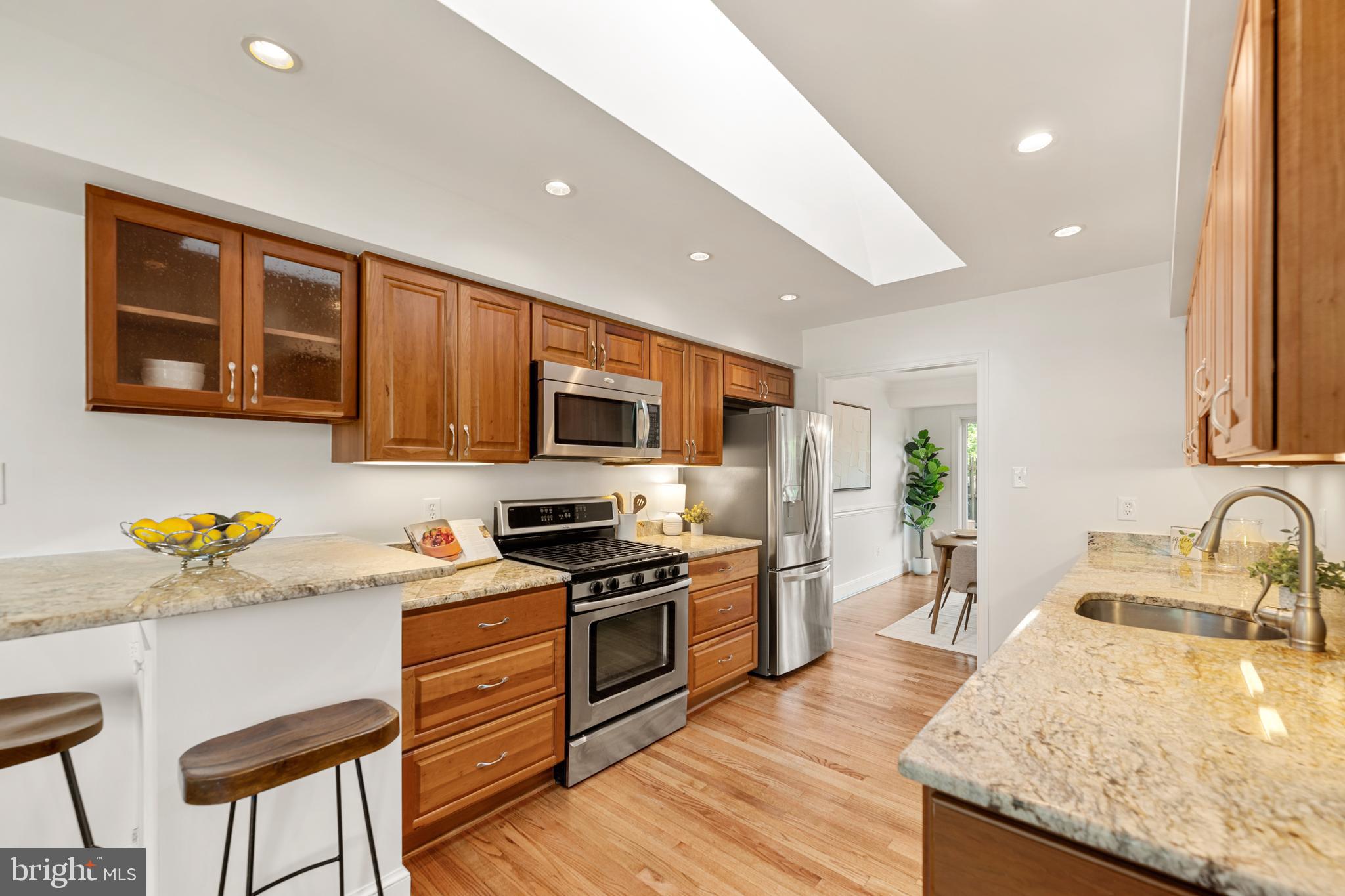 WEST SPRINGFIELD - Residential