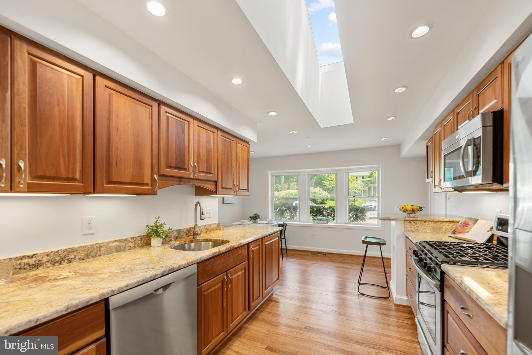 WEST SPRINGFIELD - Residential