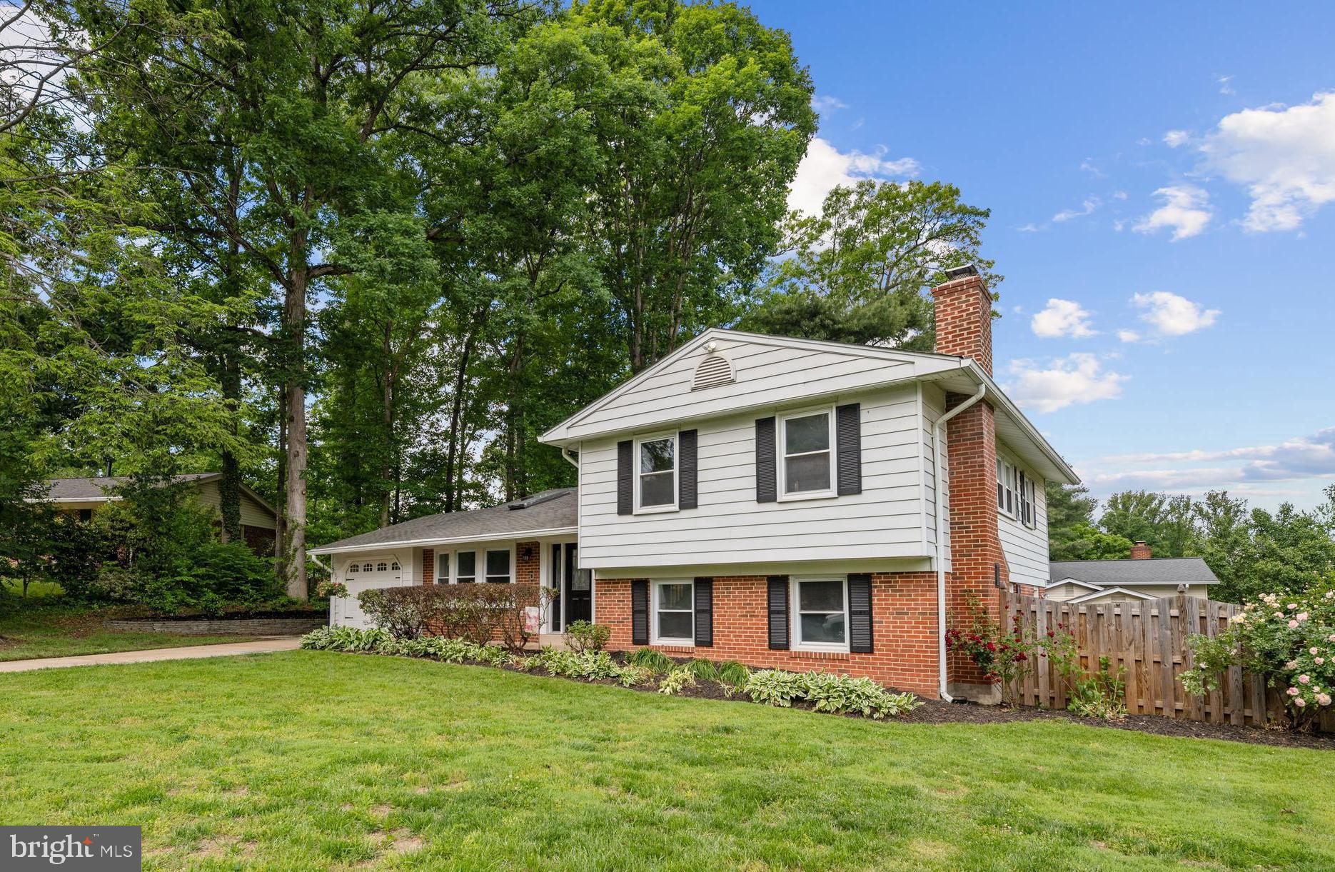 WEST SPRINGFIELD - Residential