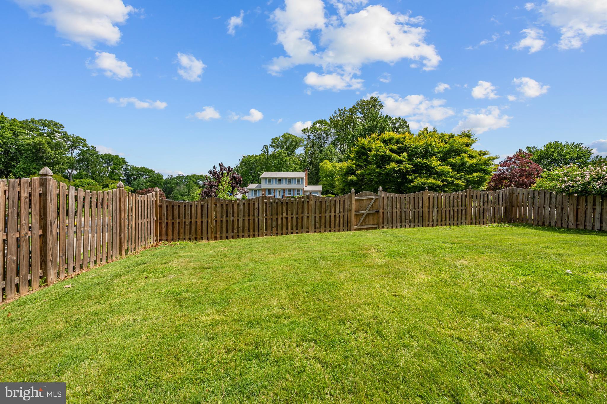 WEST SPRINGFIELD - Residential