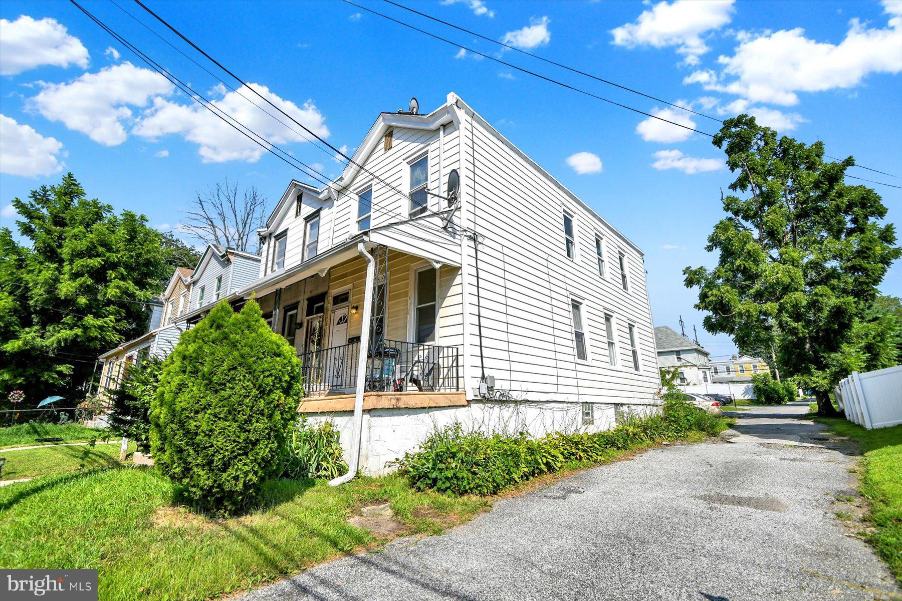 SHARON HILL - Residential