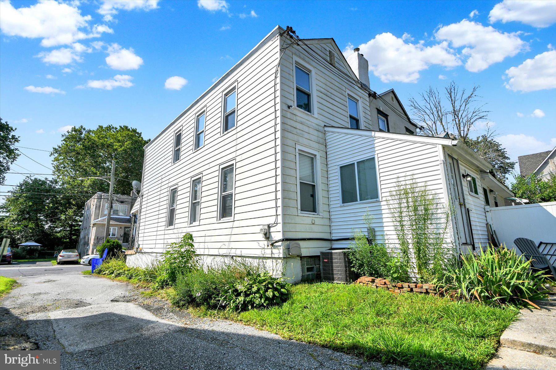 SHARON HILL - Residential