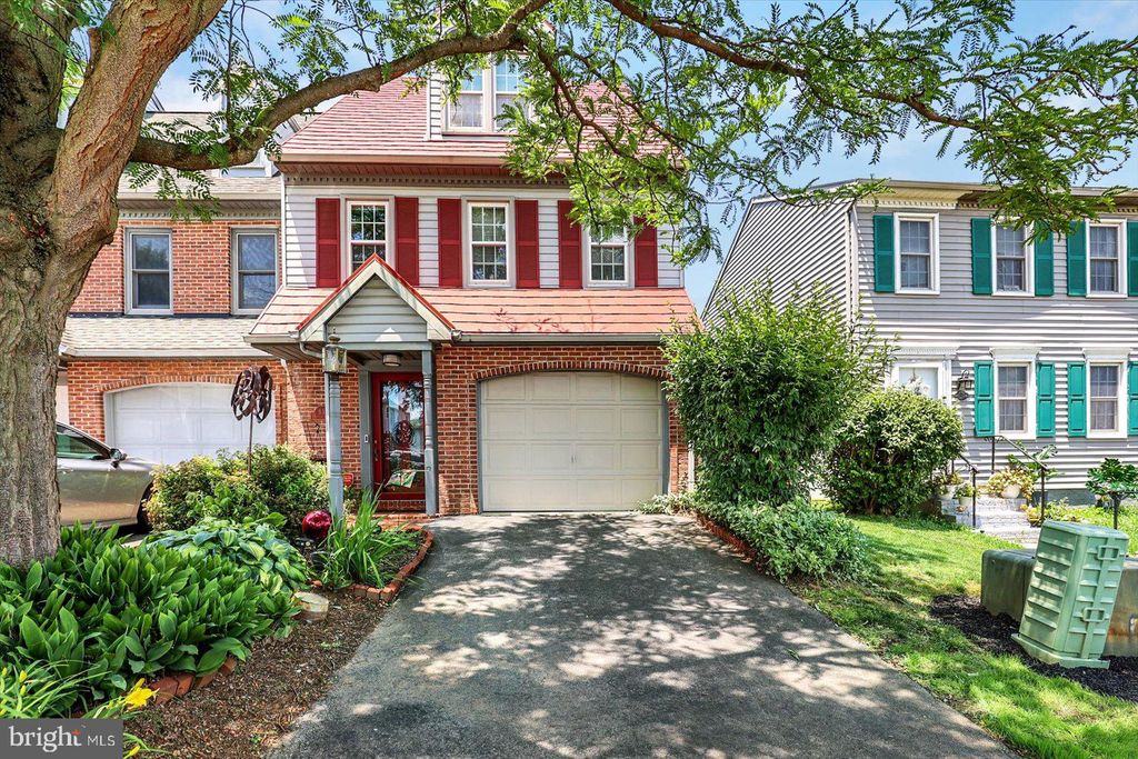 Photo of 839 Marjory Terrace, LANCASTER, PA 17603 (MLS # PALA2072062)