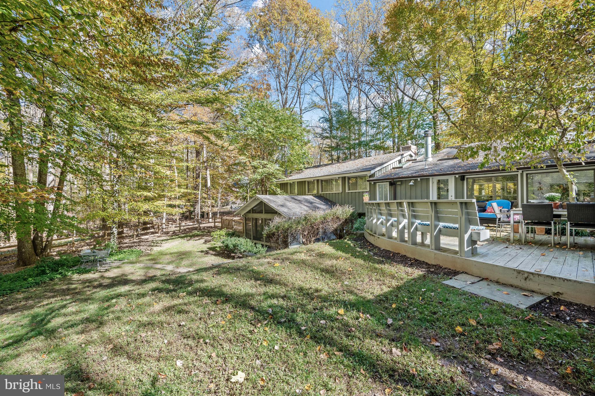 HOLLINRIDGE - Residential