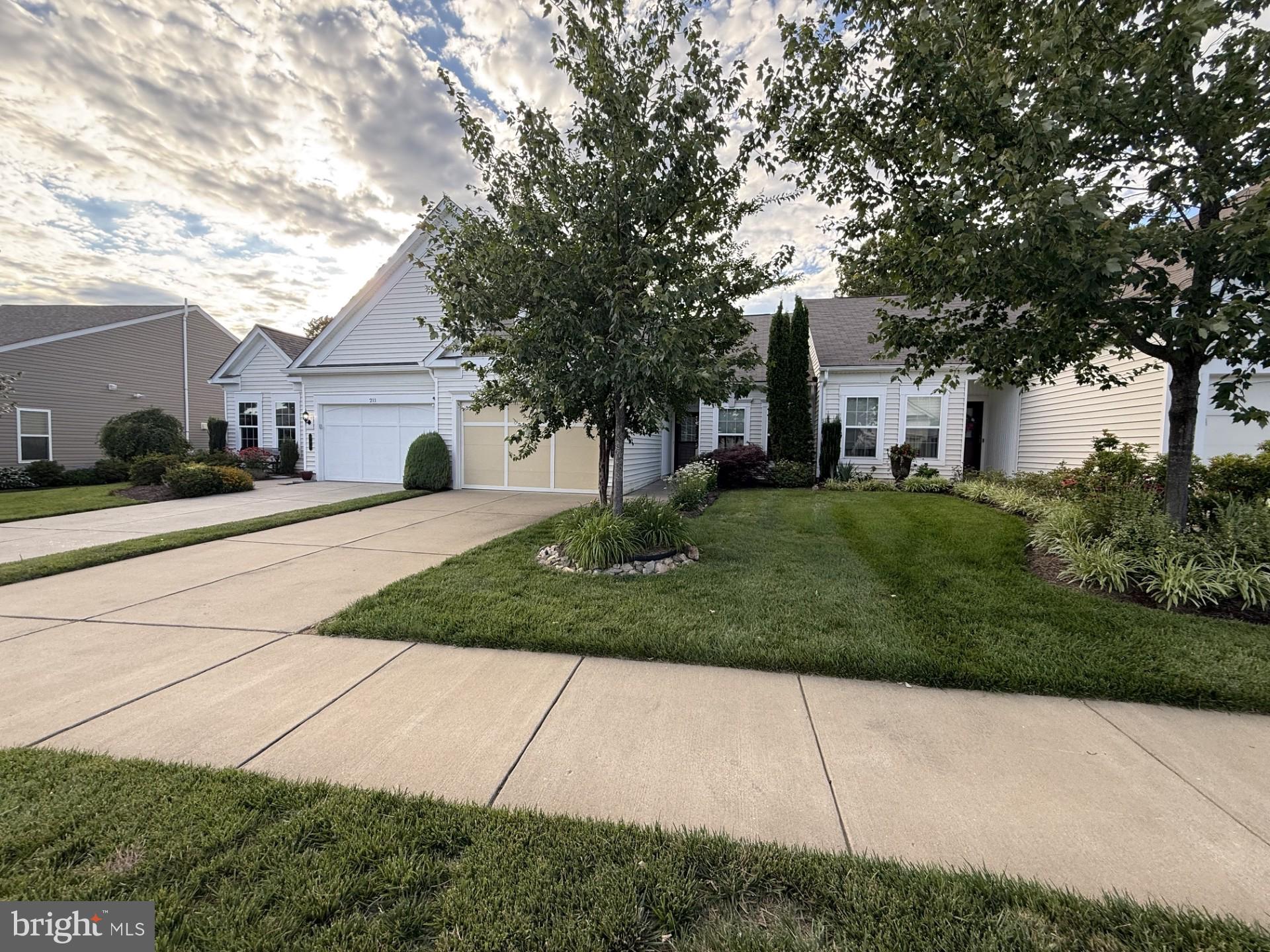213 LONG POINT DRIVE