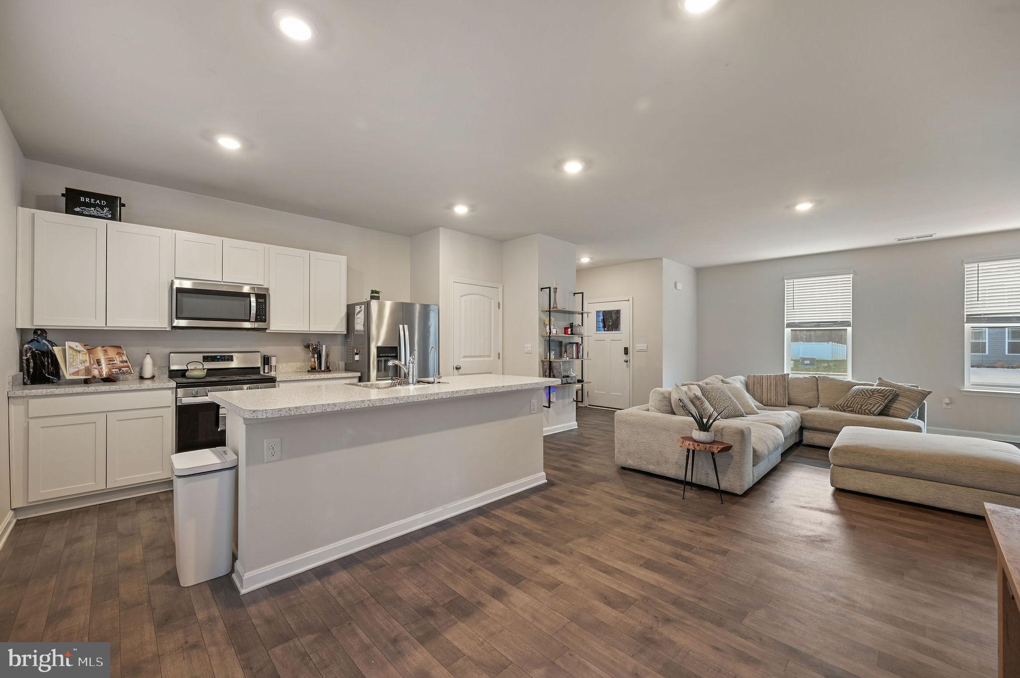 LOGANBERRY VILLAGE - Residential