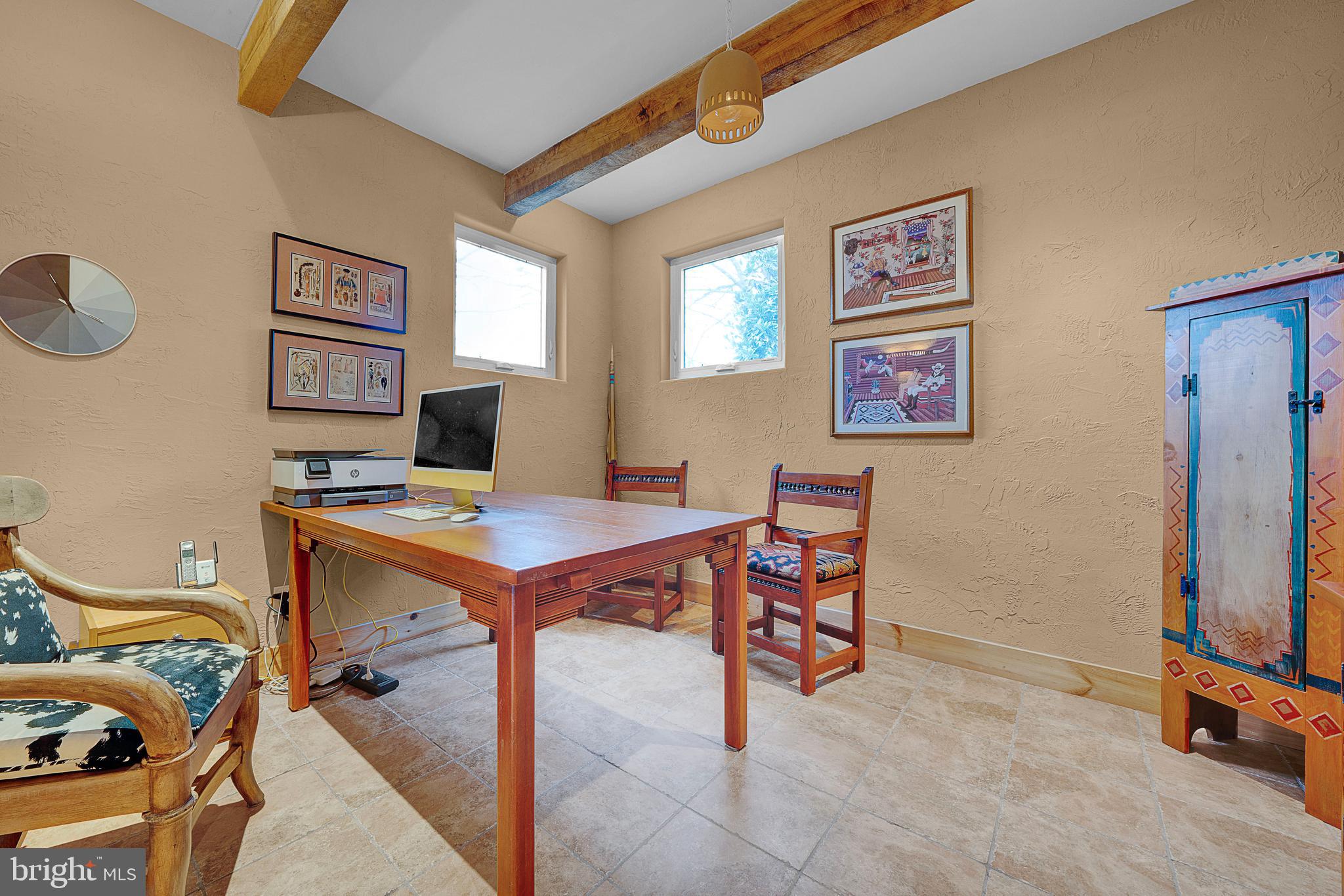 ARBOUR HILL - Residential