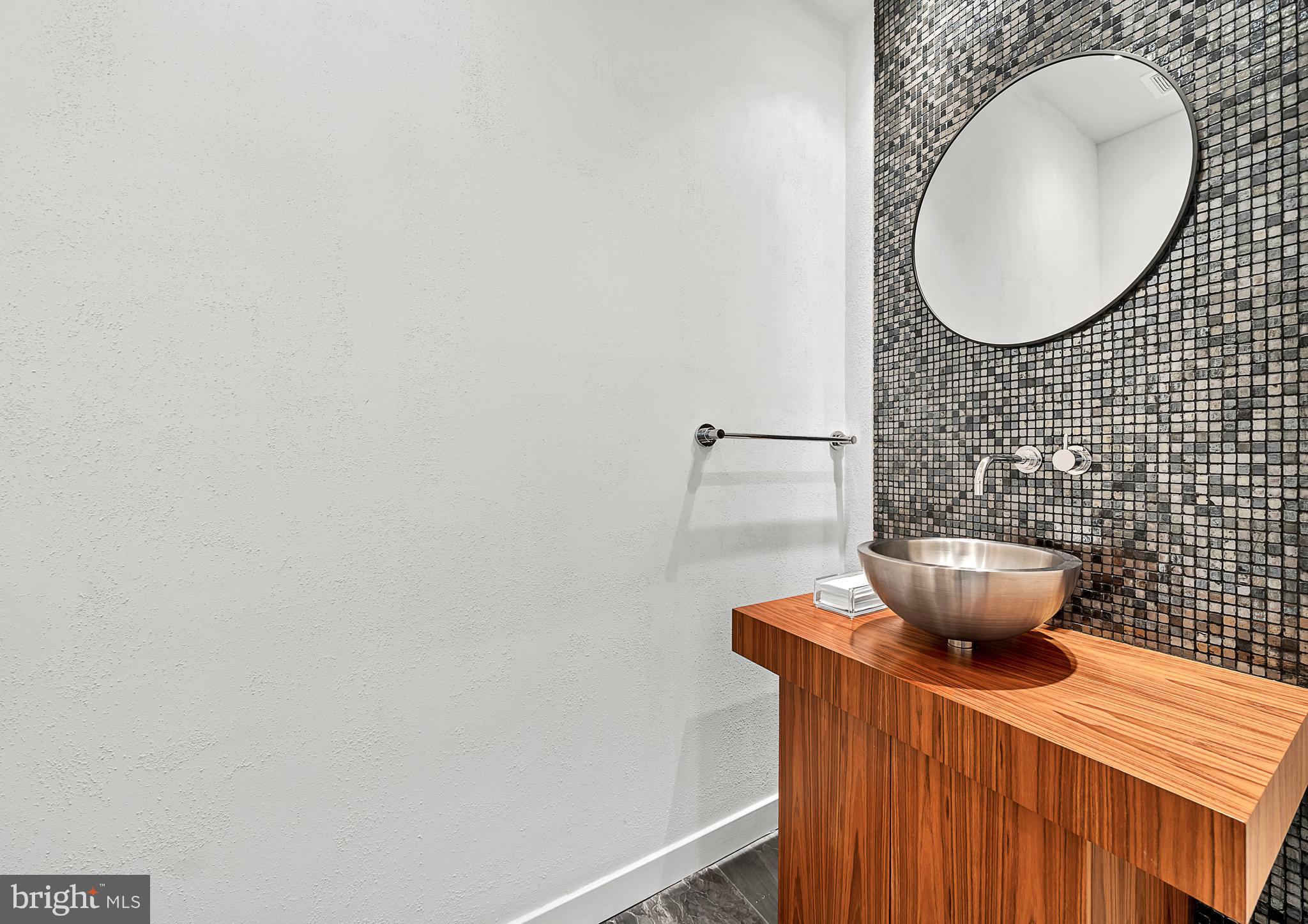 ARBOUR HILL - Residential