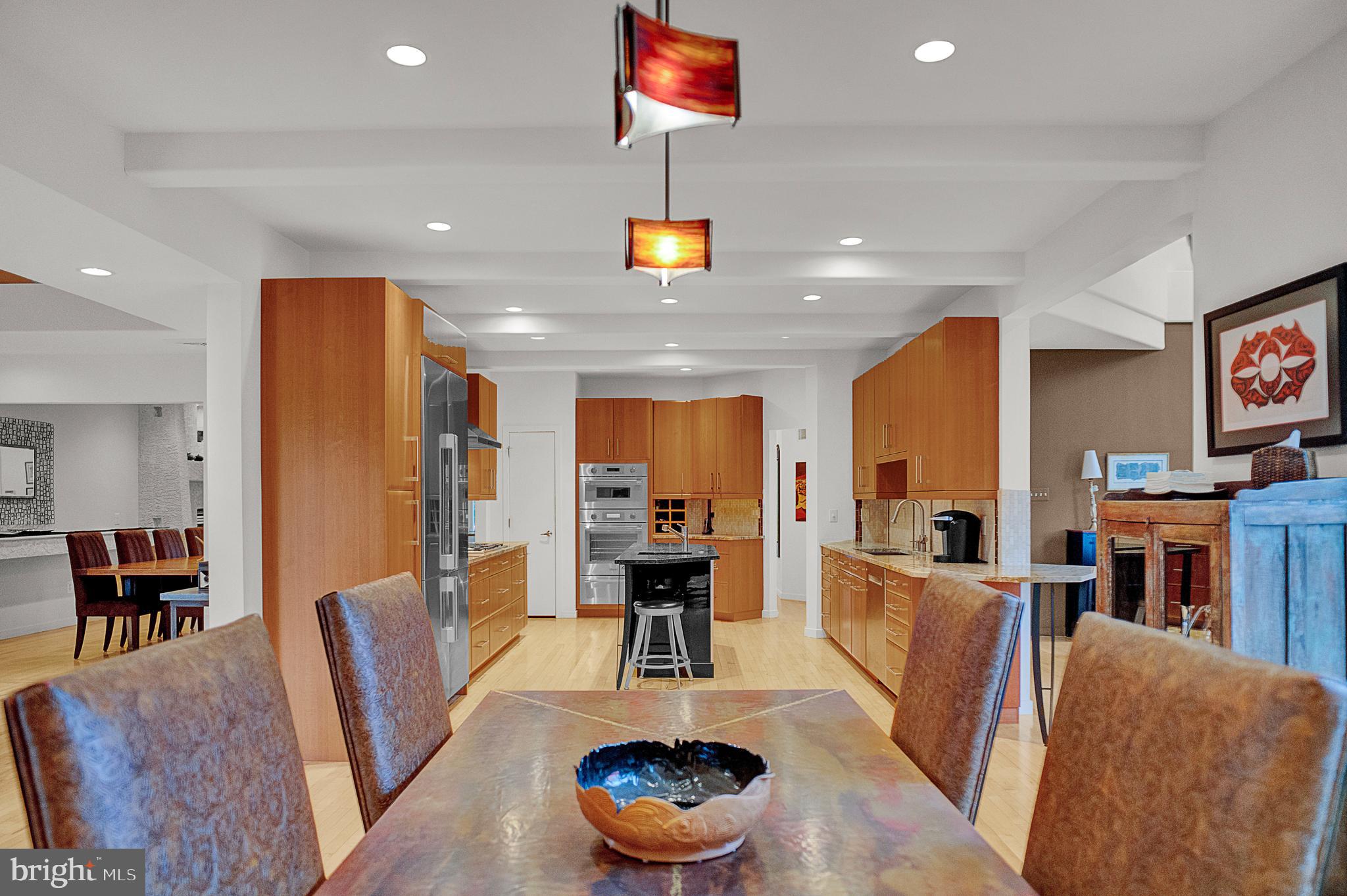 ARBOUR HILL - Residential