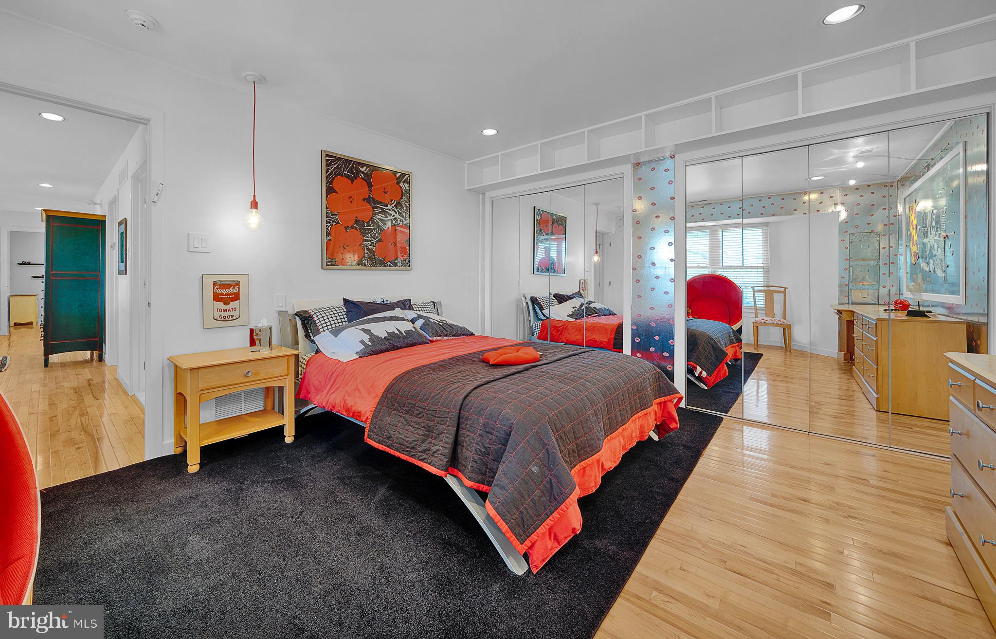 ARBOUR HILL - Residential