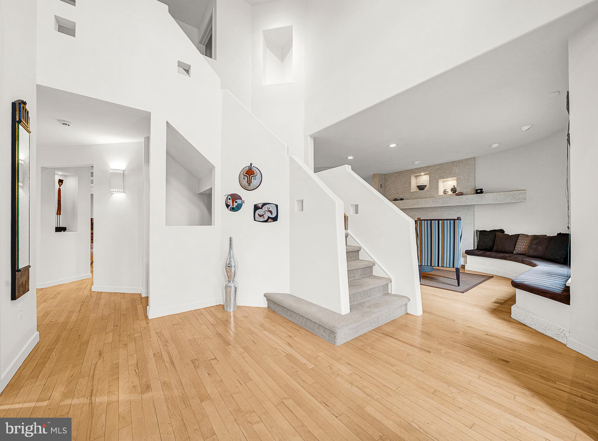 ARBOUR HILL - Residential