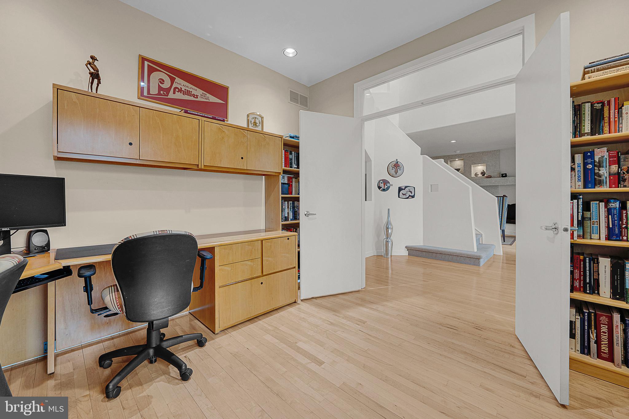 ARBOUR HILL - Residential