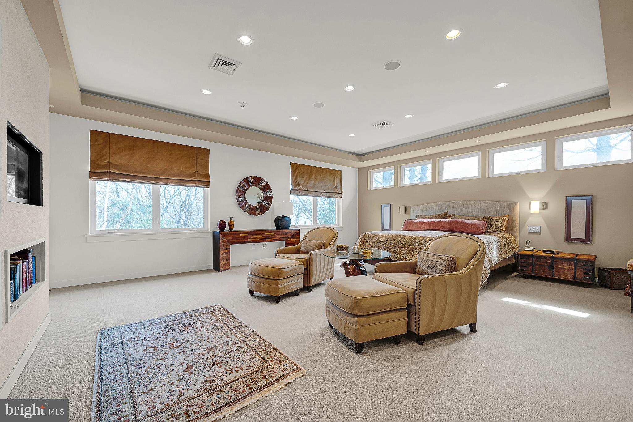 ARBOUR HILL - Residential