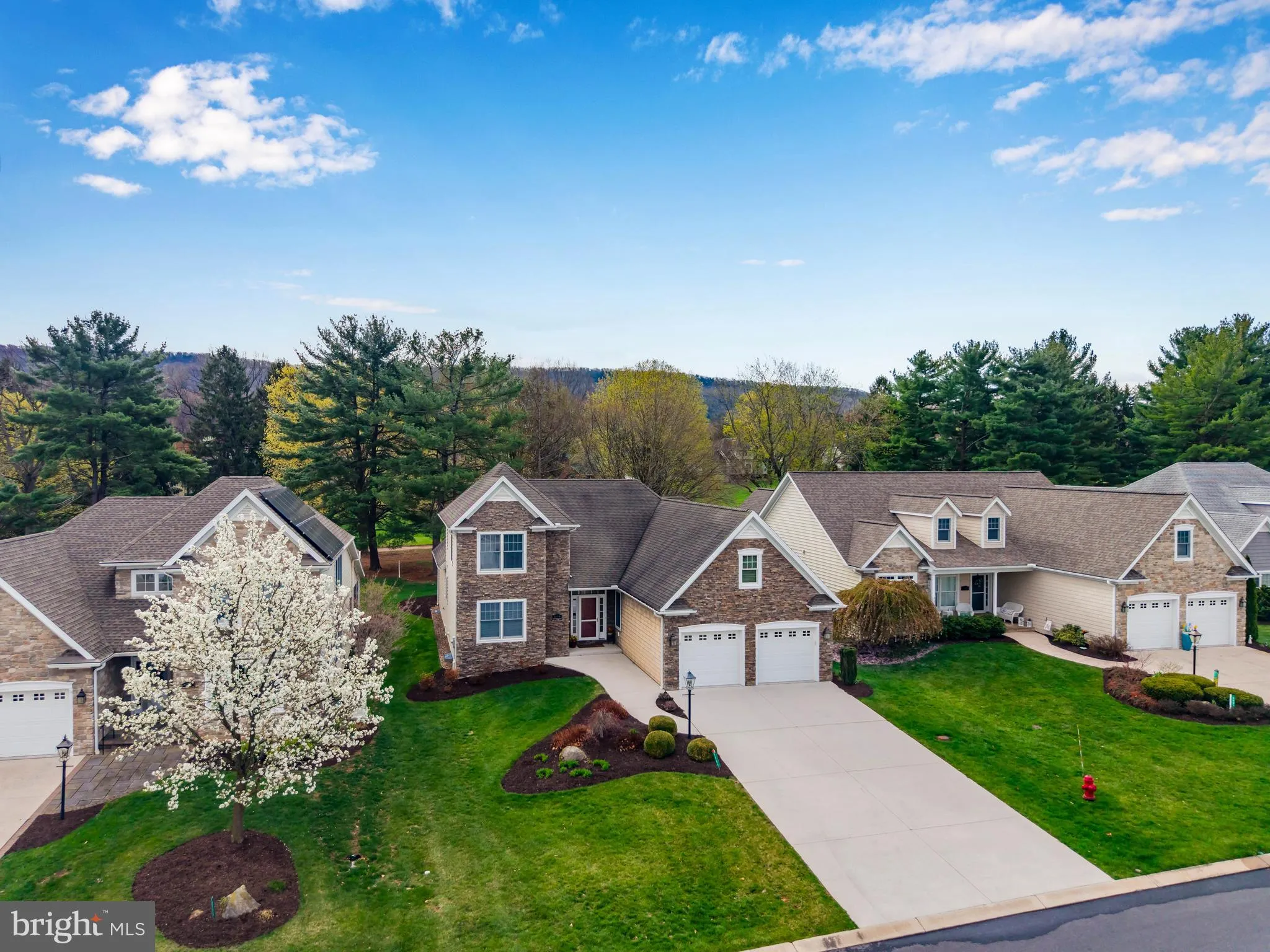 Fayetteville, Pennsylvania 17222, United States, 3 Bedrooms Bedrooms, ,3 BathroomsBathrooms,Residential,Pending,104611