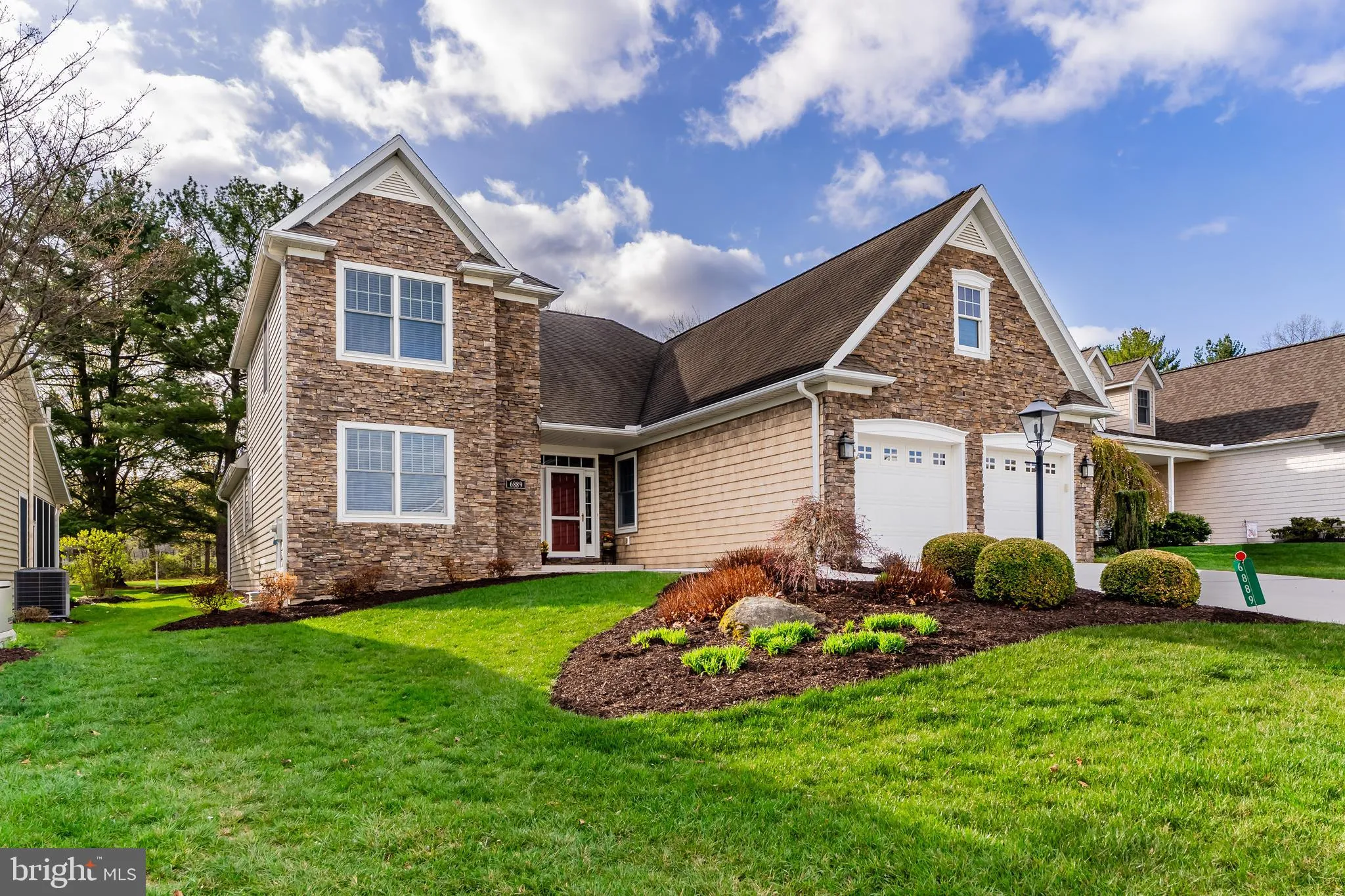 Fayetteville, Pennsylvania 17222, United States, 3 Bedrooms Bedrooms, ,3 BathroomsBathrooms,Residential,Pending,104611