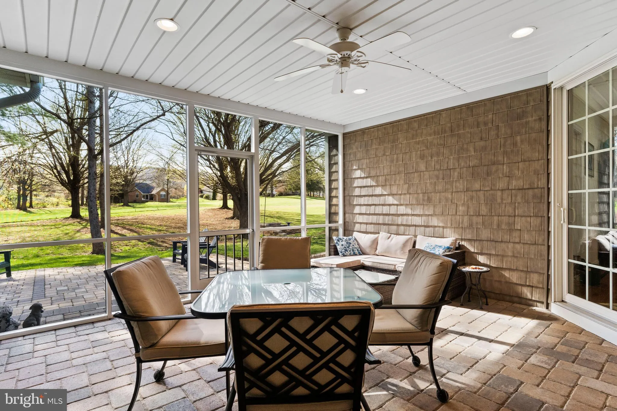 Fayetteville, Pennsylvania 17222, United States, 3 Bedrooms Bedrooms, ,3 BathroomsBathrooms,Residential,Pending,104611