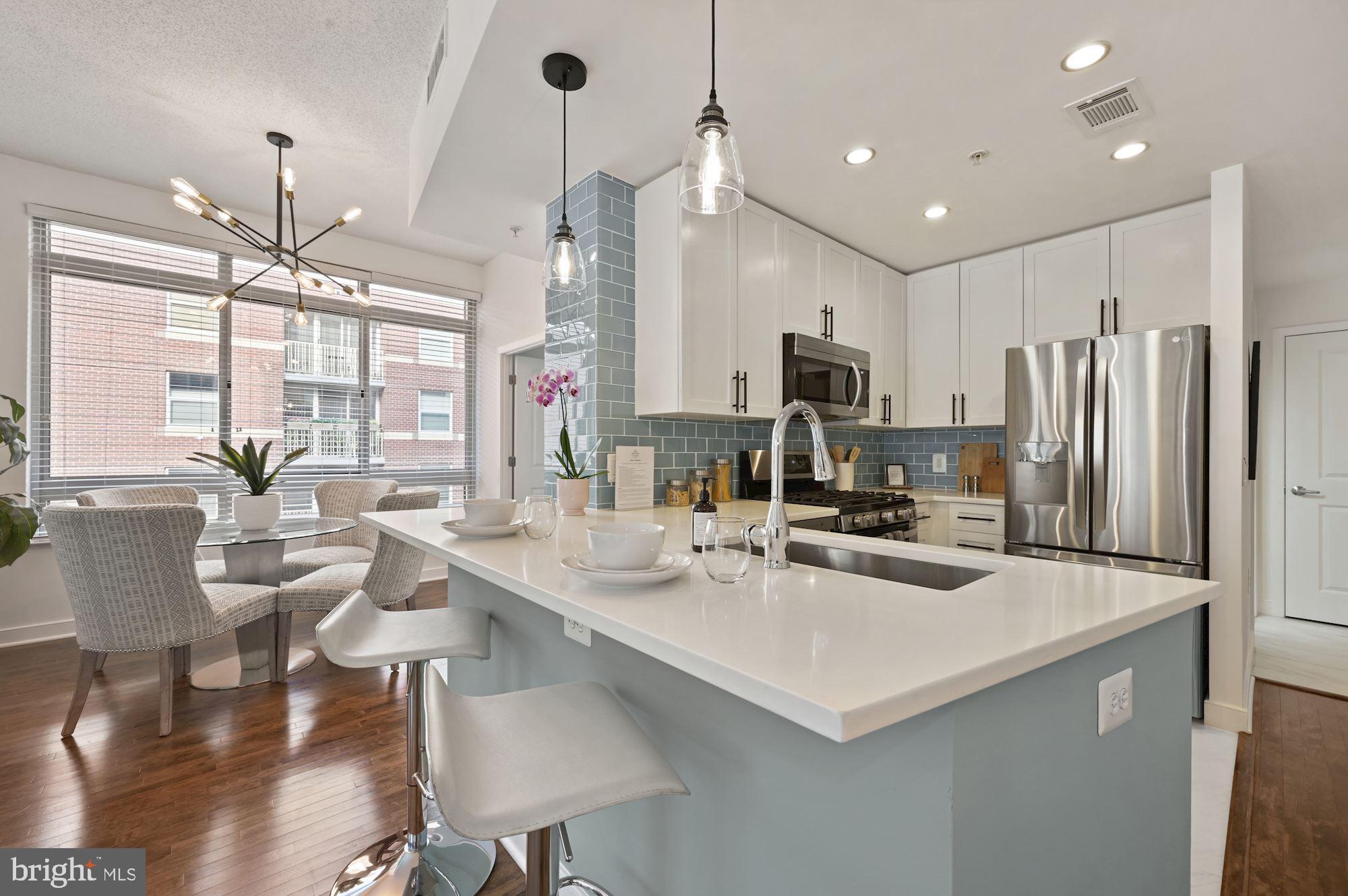 THE HAWTHORN CONDOMINIUM - Residential