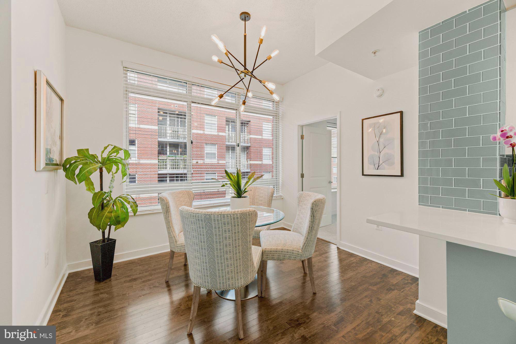 THE HAWTHORN CONDOMINIUM - Residential