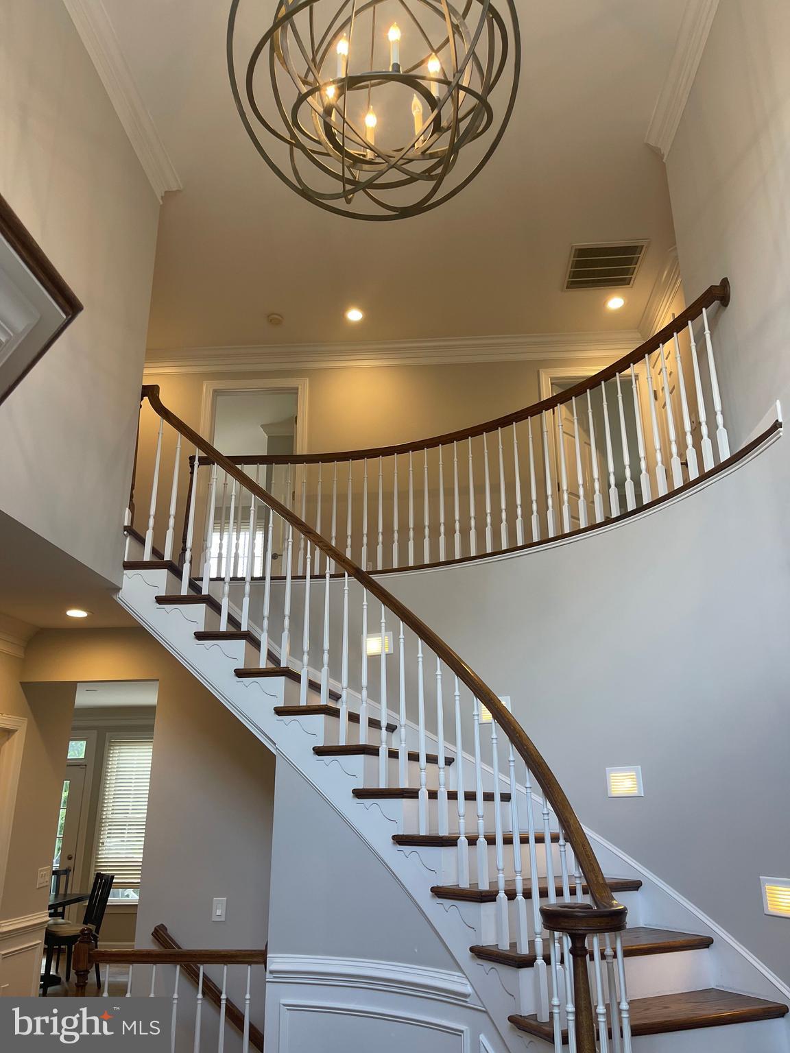 ASHLAWN HILL - Residential