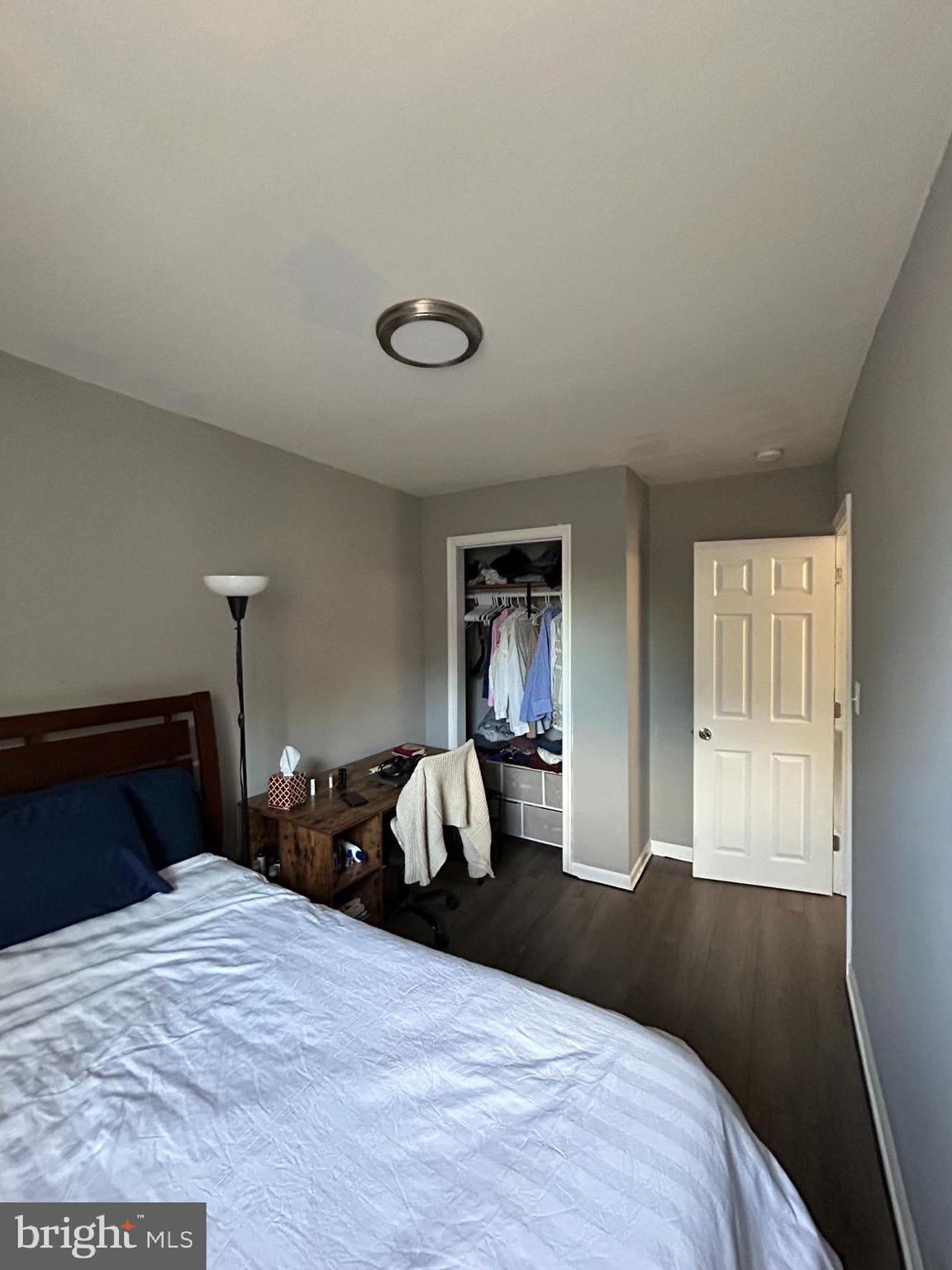 NORRIS SQUARE - Residential Lease