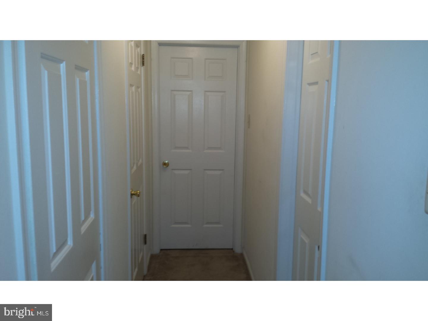 EAGLES RIDGE - Residential Lease