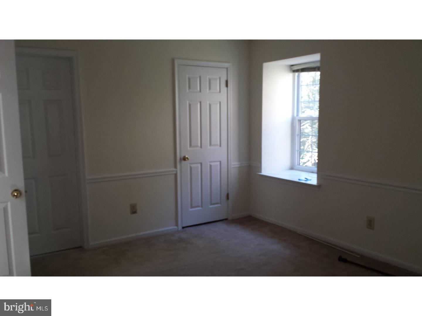 EAGLES RIDGE - Residential Lease